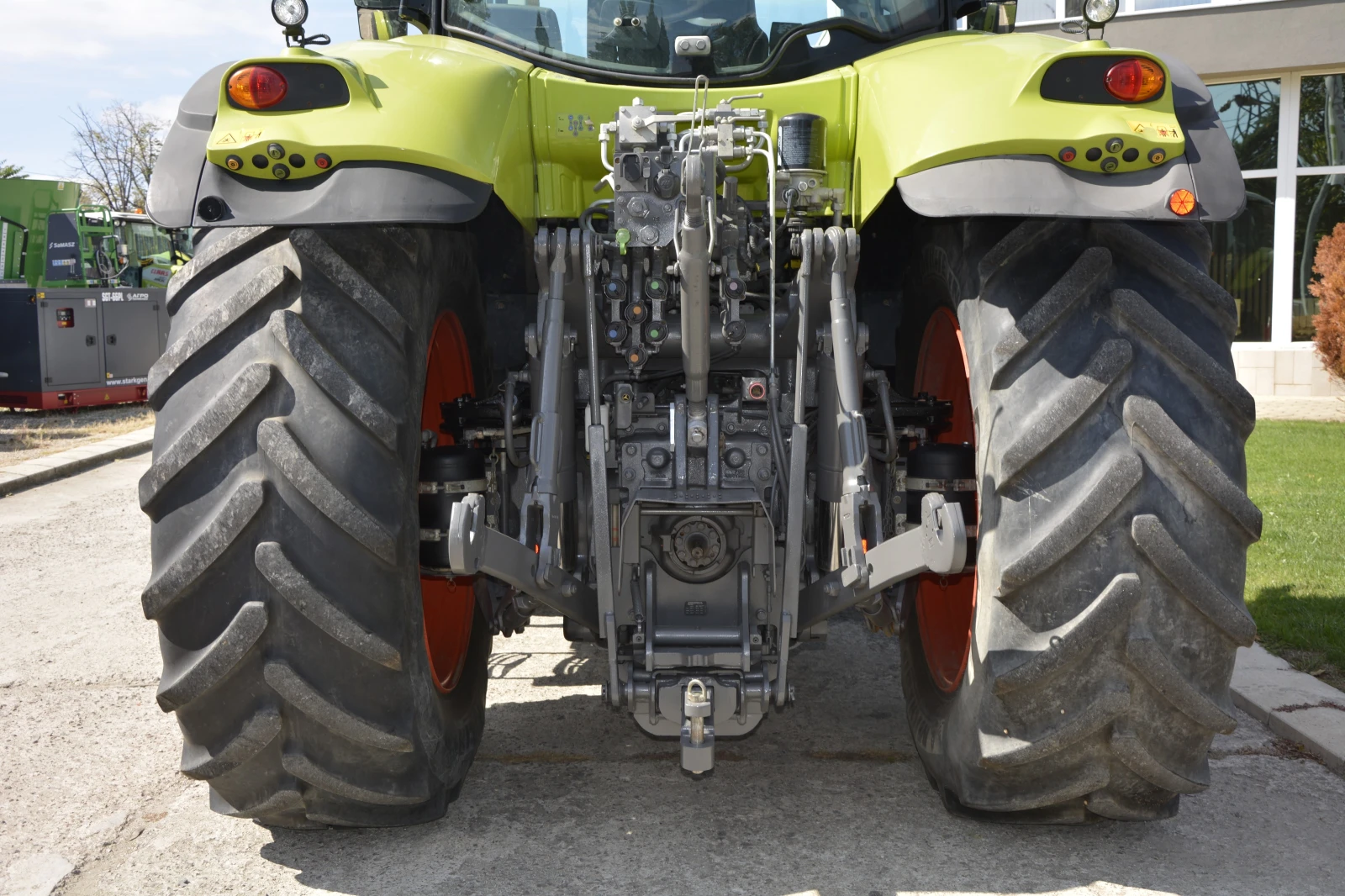 Трактор Claas AXION 830 - изображение 5