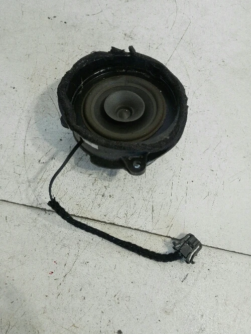 тонколона Мерцедес Е-класа задна дясна