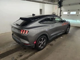 Ford Mustang Mach-E, снимка 3