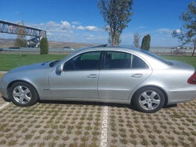 Mercedes-Benz E 220 Лек, снимка 9