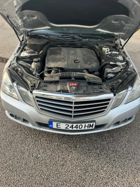 Mercedes-Benz E 220, снимка 7