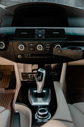 BMW 530 530xd X-drive 4x4 235 - 17000 лв. / 8691.96 € - 79563780 11