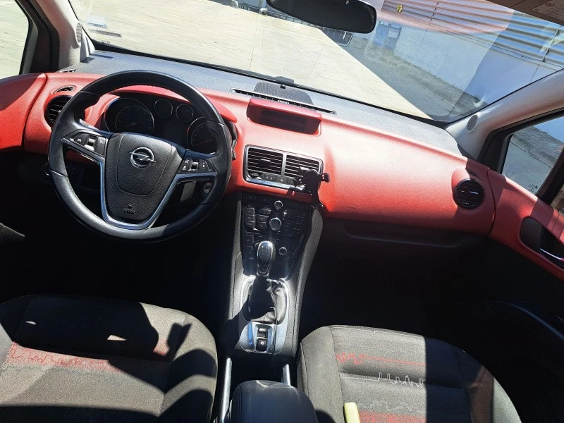 Opel Meriva 1.4T, снимка 8 - Автомобили и джипове - 46750594