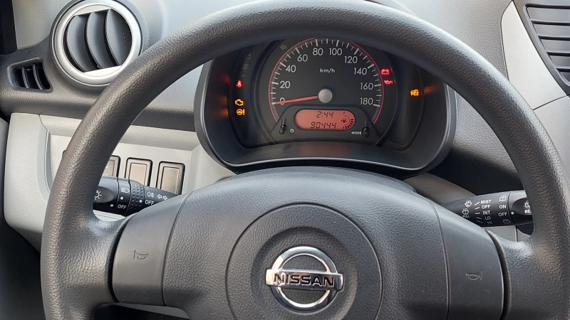 Nissan Pixo 1.0i 90000км Германия Отлична, снимка 14 - Автомобили и джипове - 47904716