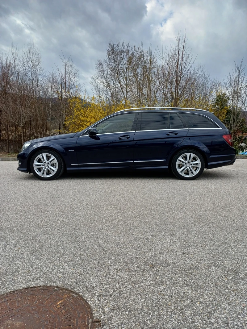 Mercedes-Benz C 250 4 matic, снимка 12 - Автомобили и джипове - 47971501