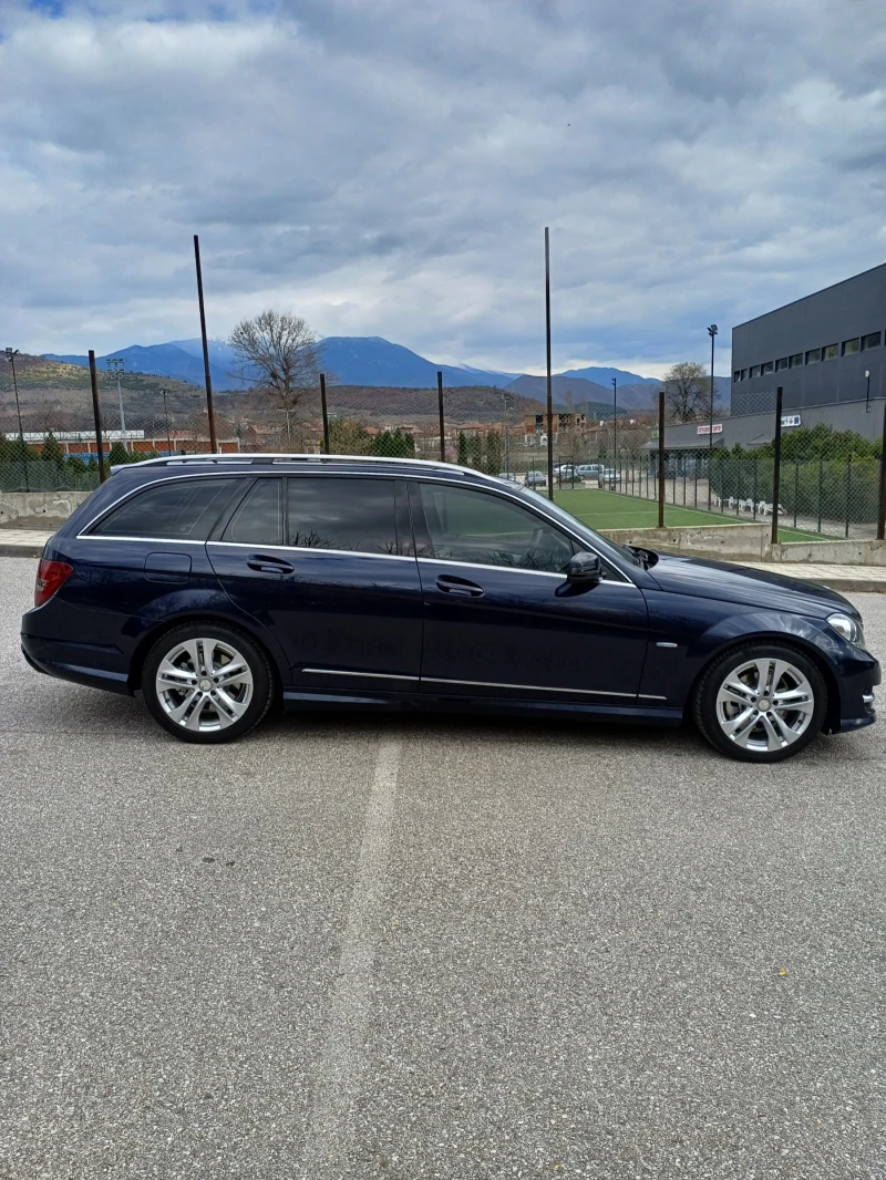 Mercedes-Benz C 250 4 matic, снимка 3 - Автомобили и джипове - 47971501