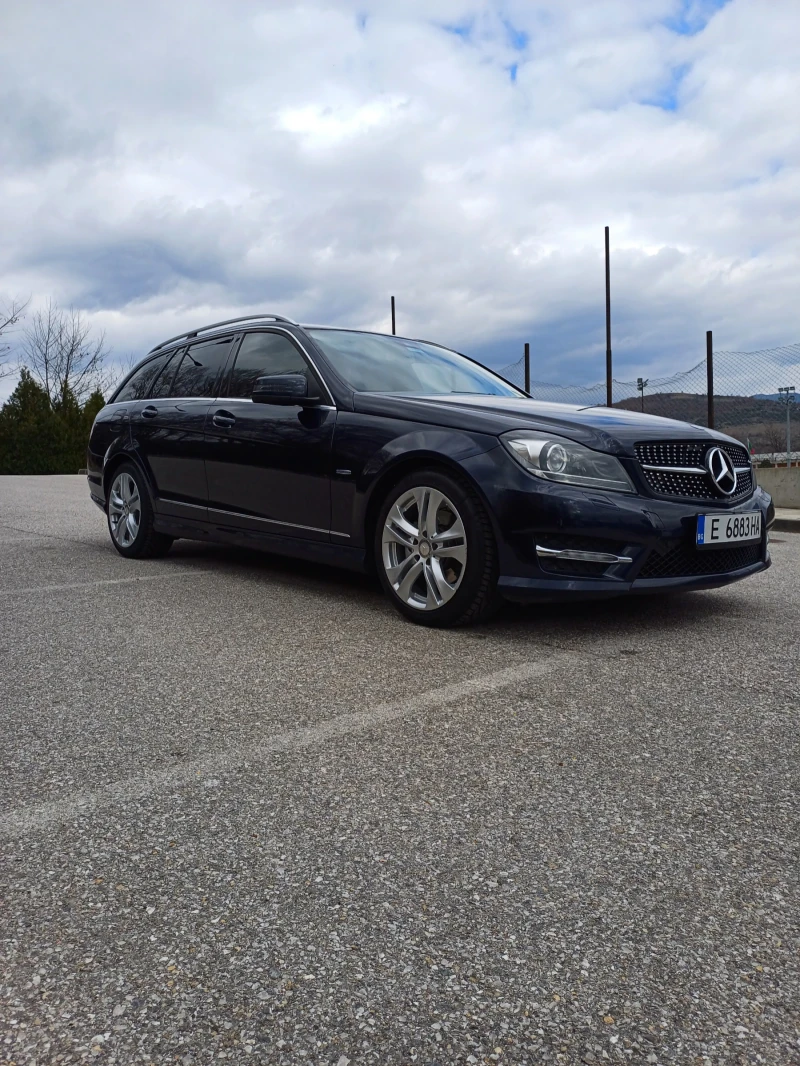 Mercedes-Benz C 250 4 matic, снимка 15 - Автомобили и джипове - 47971501