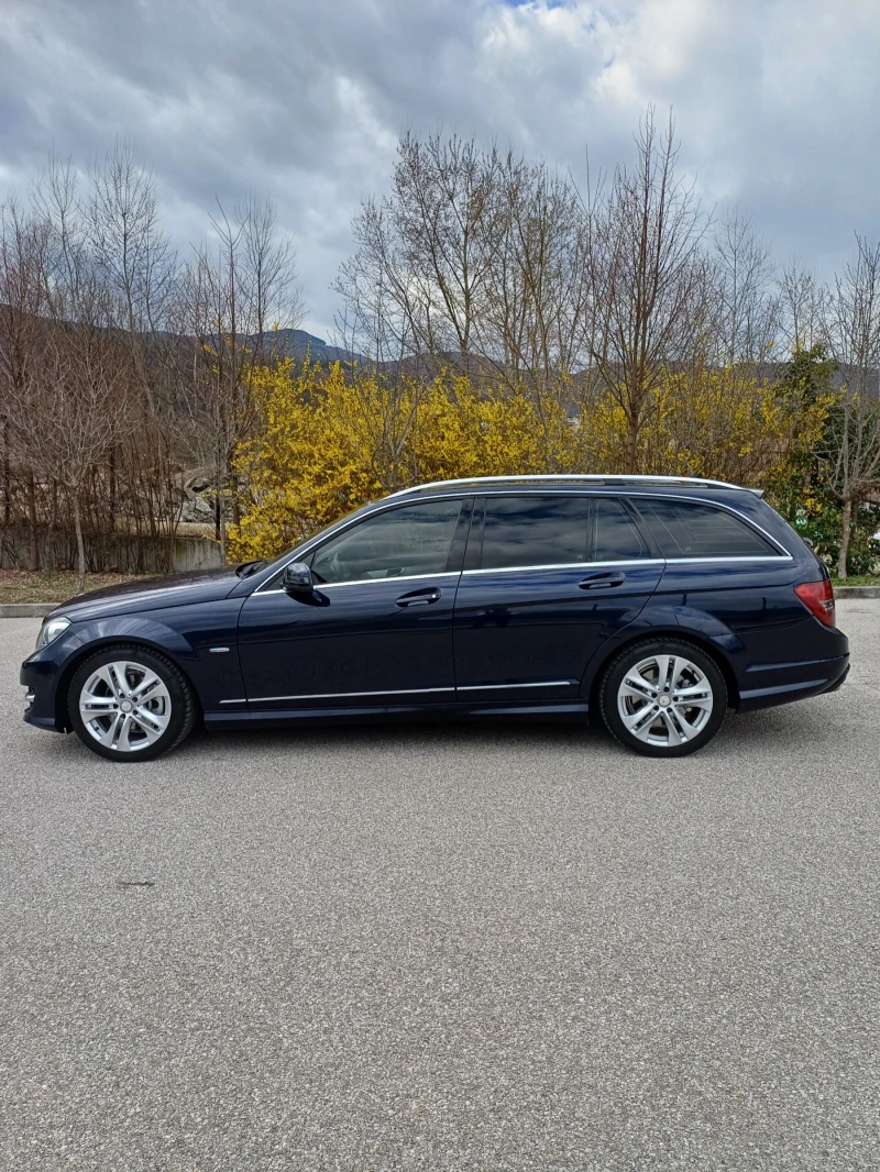 Mercedes-Benz C 250 4 matic, снимка 2 - Автомобили и джипове - 47971501