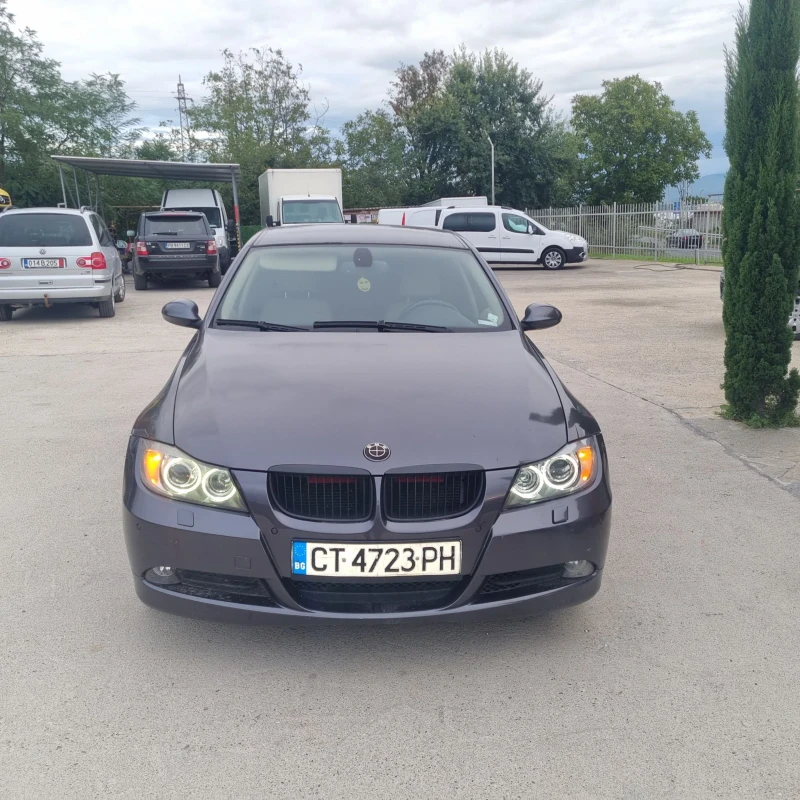 BMW 318 Коледна оферта, снимка 3 - Автомобили и джипове - 48166145