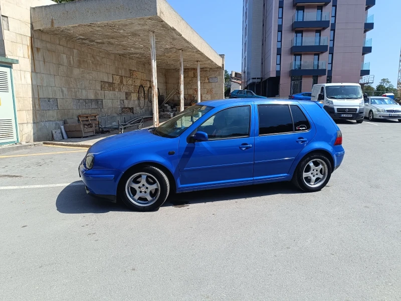 VW Golf, снимка 2 - Автомобили и джипове - 49359815