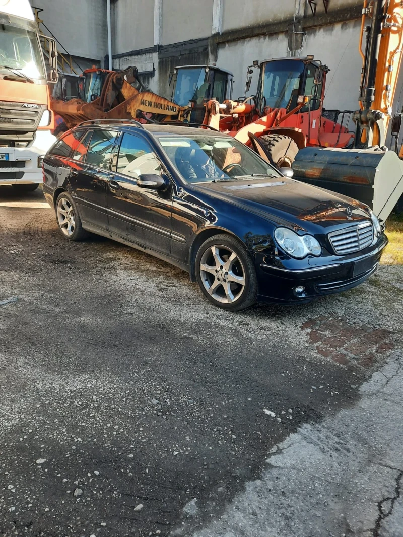 Mercedes-Benz C 220 * FACELIFT* 220 CDI Нов внос от Италия , снимка 3 - Автомобили и джипове - 49488465