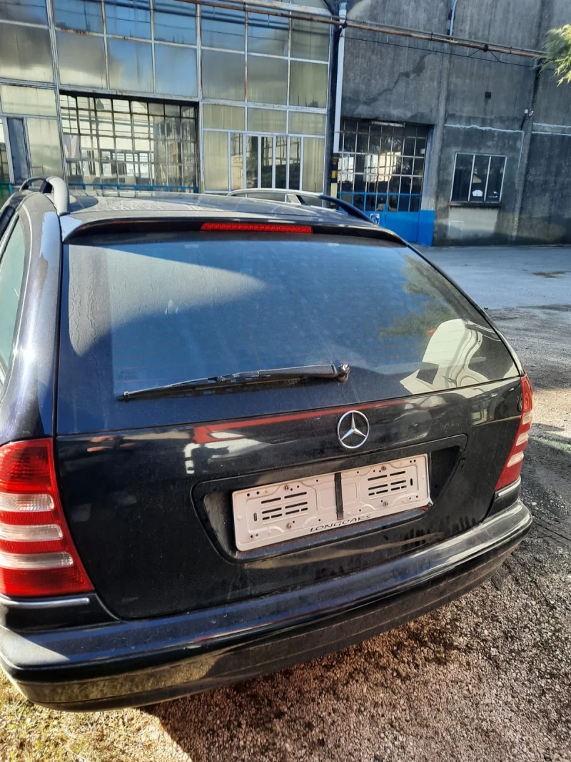 Mercedes-Benz C 220 * FACELIFT* 220 CDI Нов внос от Италия , снимка 8 - Автомобили и джипове - 49488465