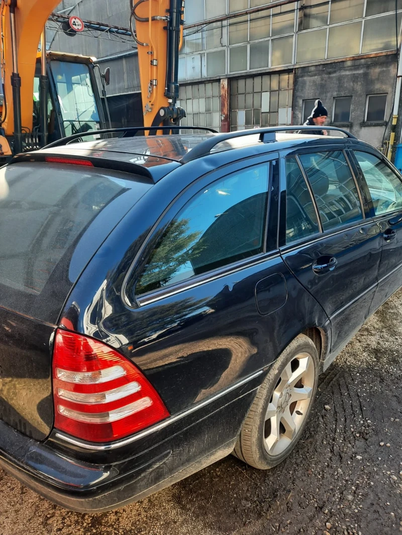 Mercedes-Benz C 220 * FACELIFT* 220 CDI Нов внос от Италия , снимка 4 - Автомобили и джипове - 49488465