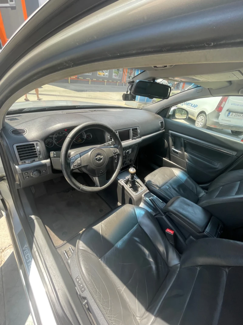 Opel Vectra C, снимка 3 - Автомобили и джипове - 52113349