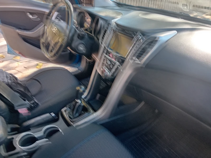 Hyundai I30, снимка 11 - Автомобили и джипове - 52406120