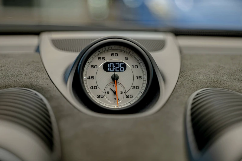 Porsche Cayman 718 GT4 RS WEISSACH/Sport Chrono/Bose/Carbon packe, снимка 15 - Автомобили и джипове - 52829747