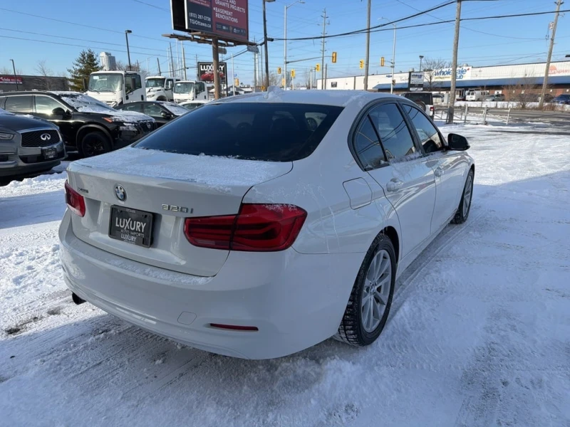 BMW 320 * 320i xDrive clean carfax heated leather seats * , снимка 5 - Автомобили и джипове - 52931331