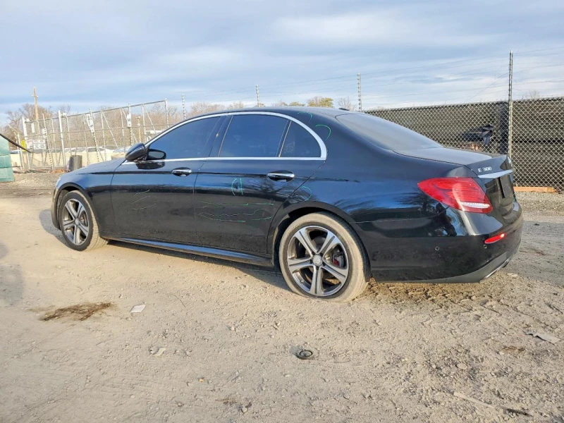 Mercedes-Benz E 300 4Matic * ОЧАКВАН ВНОС, снимка 2 - Автомобили и джипове - 53415361