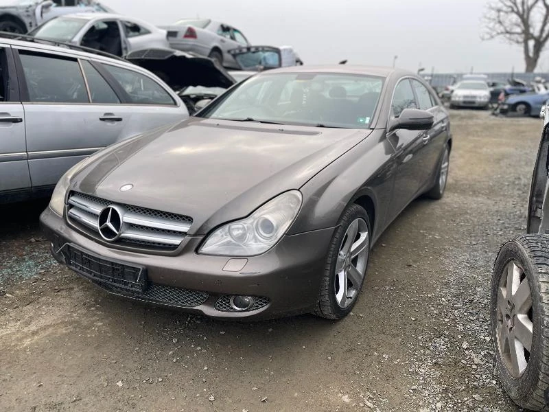 Mercedes-Benz CLS 320 Фейслифт на части , снимка 10 - Автомобили и джипове - 31021224