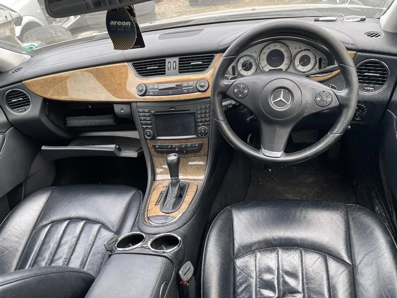 Mercedes-Benz CLS 320 Фейслифт на части , снимка 14 - Автомобили и джипове - 31021224