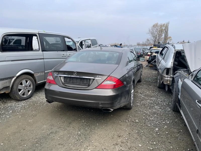 Mercedes-Benz CLS 320 Фейслифт на части , снимка 12 - Автомобили и джипове - 31021224