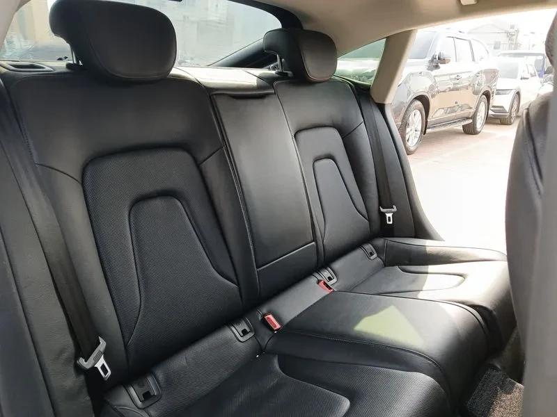 Audi A5 2.0 TDI, снимка 11 - Автомобили и джипове - 54144652