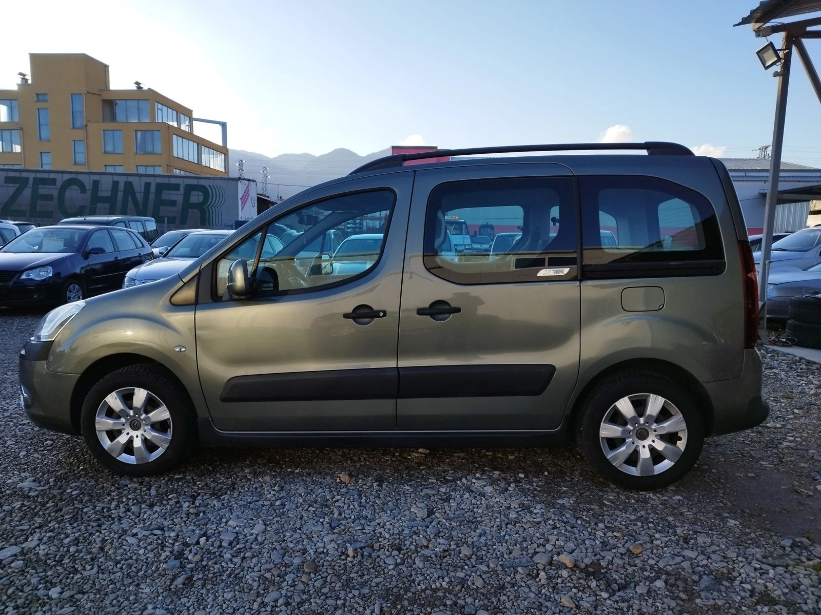 Citroen Berlingo 1.6 HDI-X TR - изображение 8