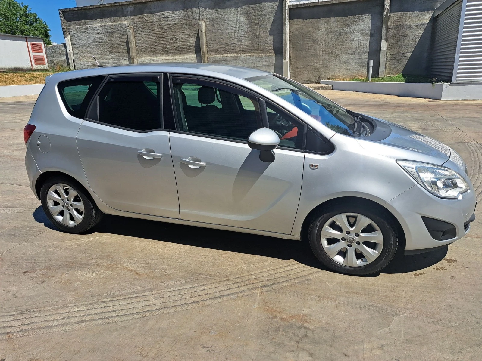 Opel Meriva 1.4T - изображение 6