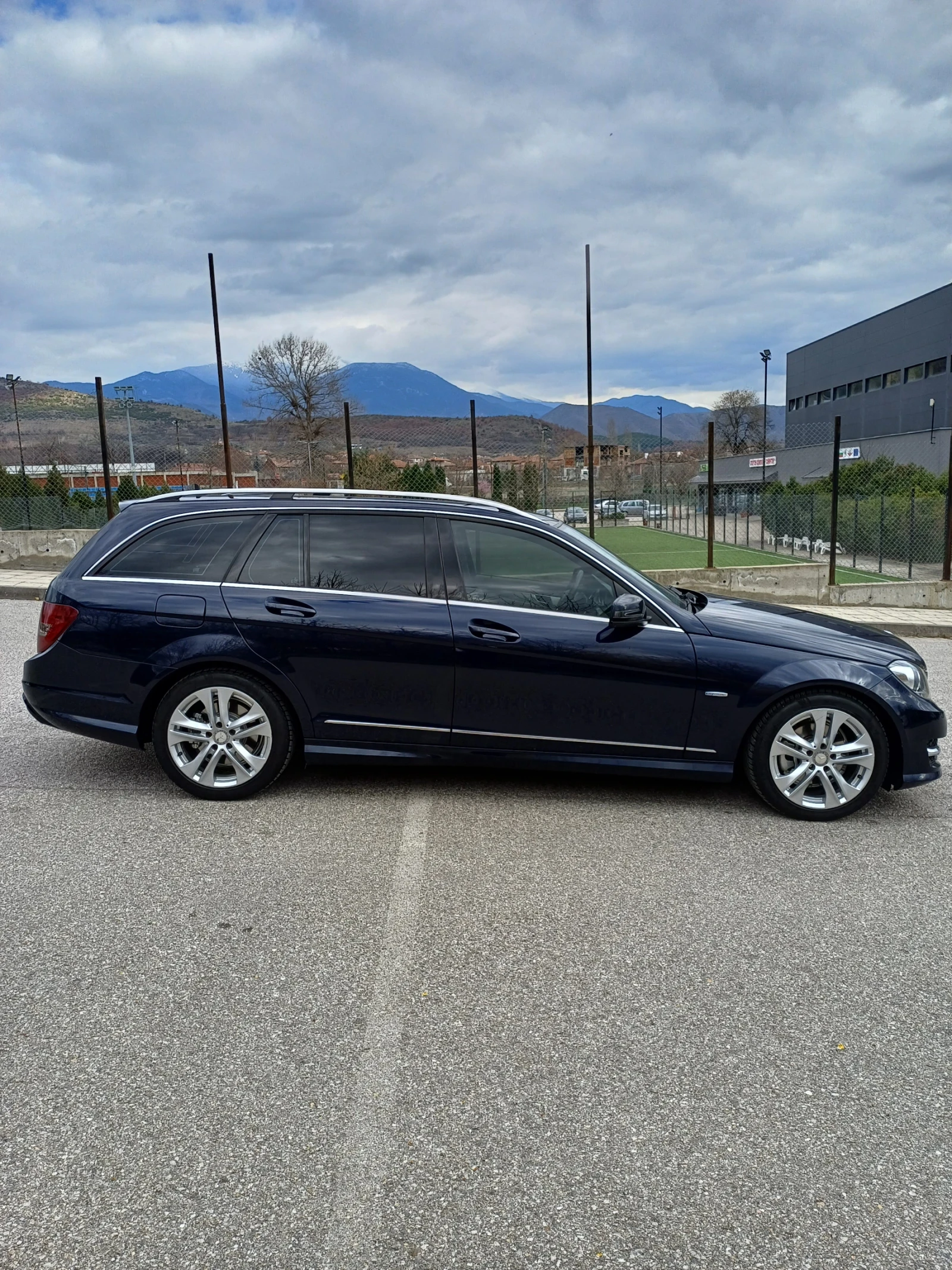 Mercedes-Benz C 250 4 matic - изображение 3