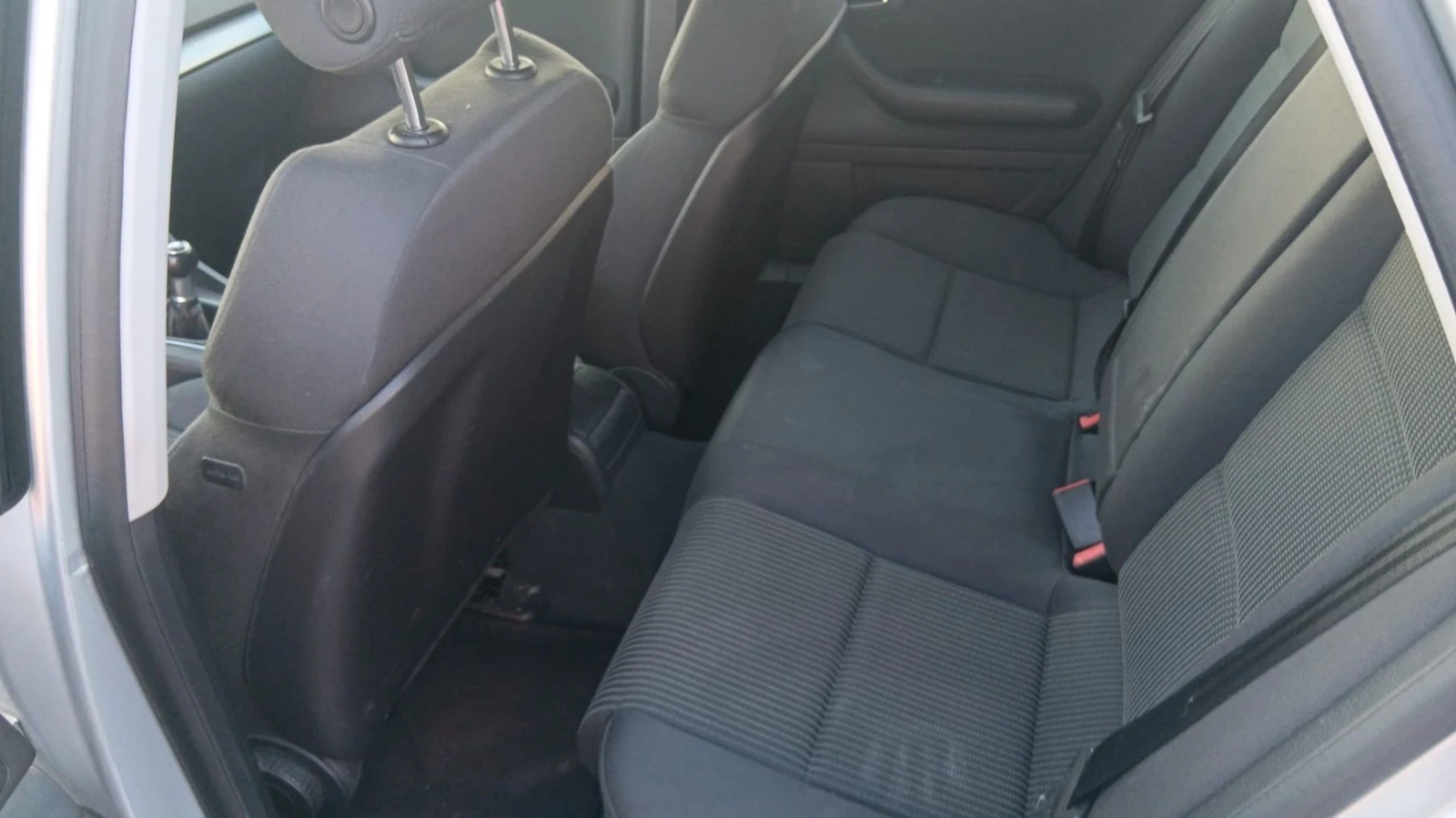 Audi A4 1.8T 4x4 6speed Sportline Swiss - изображение 7