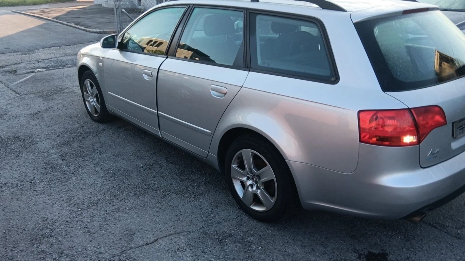 Audi A4 1.8T 4x4 6speed Sportline Swiss - изображение 4