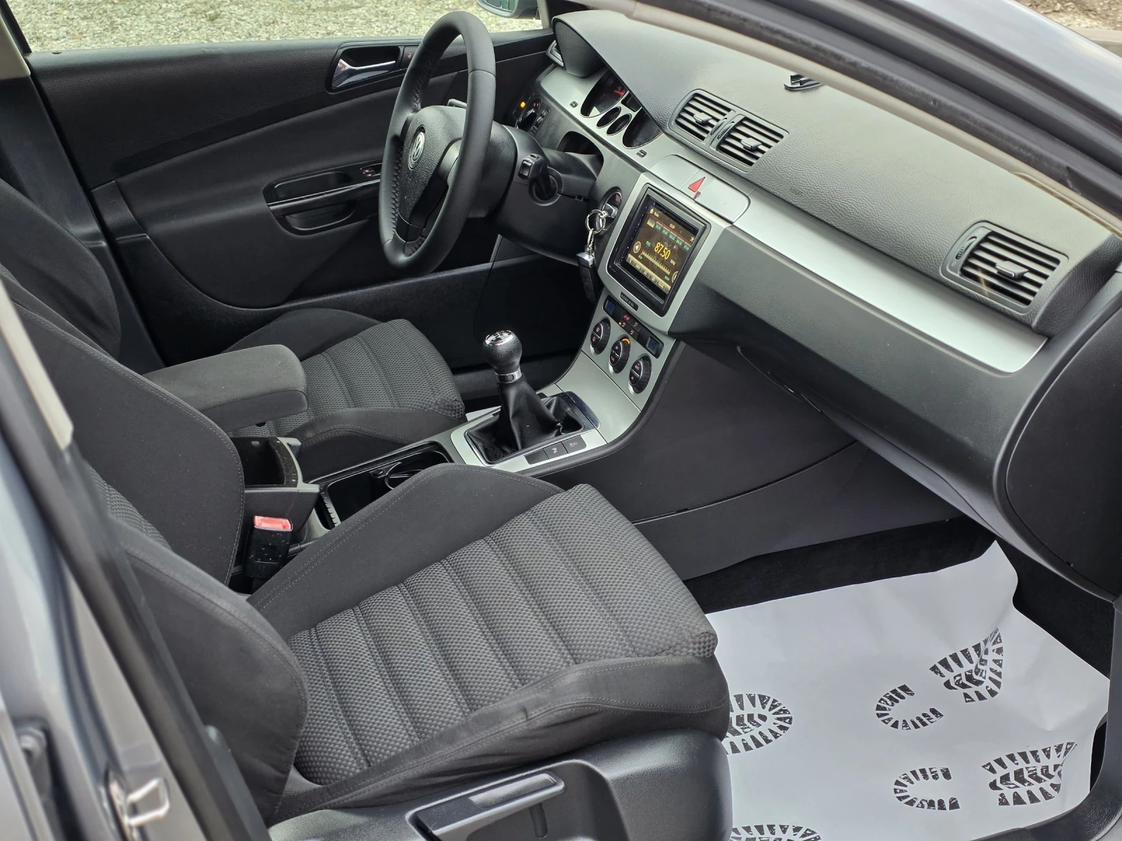 VW Passat 2.0tdi 140 k.c.  | Mobile.bg   11