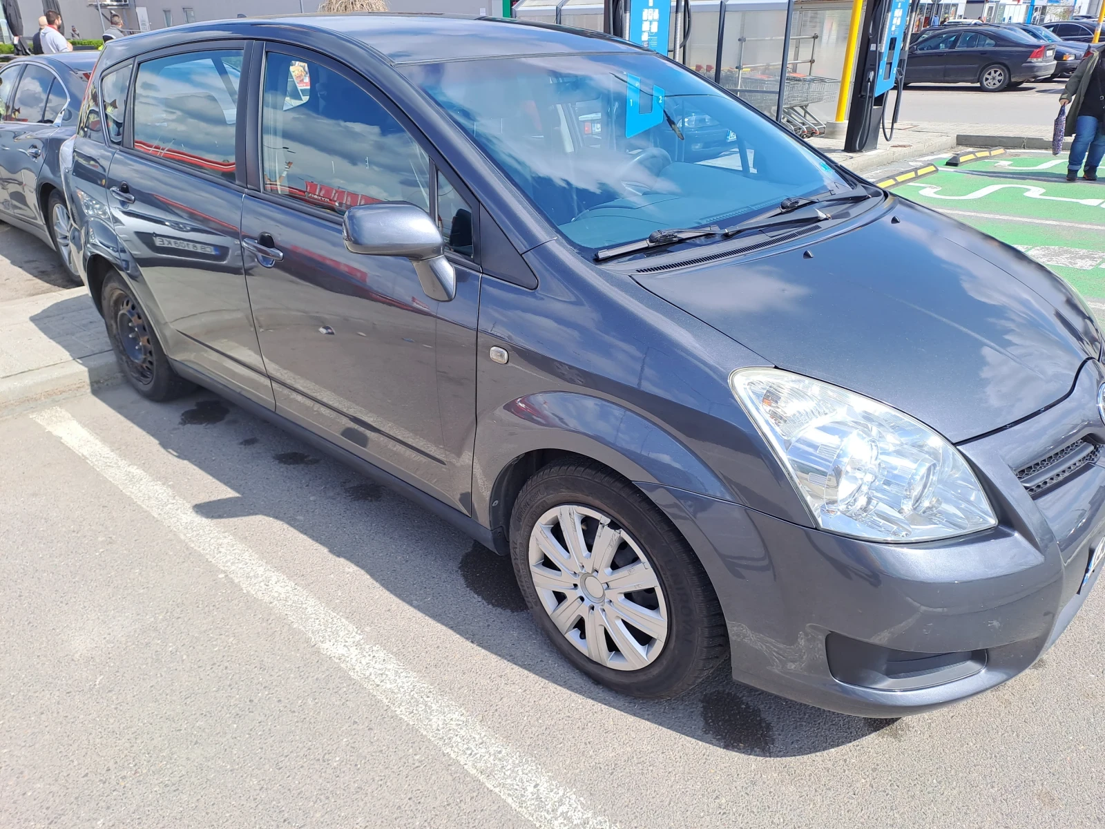 Toyota Corolla verso  - изображение 3