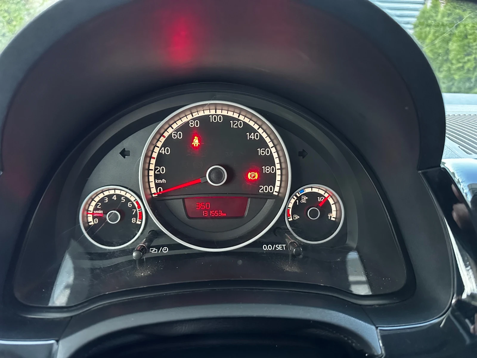 VW Up 1.0i* МЕТАН* КЛИМА* CNG* TOP - изображение 9