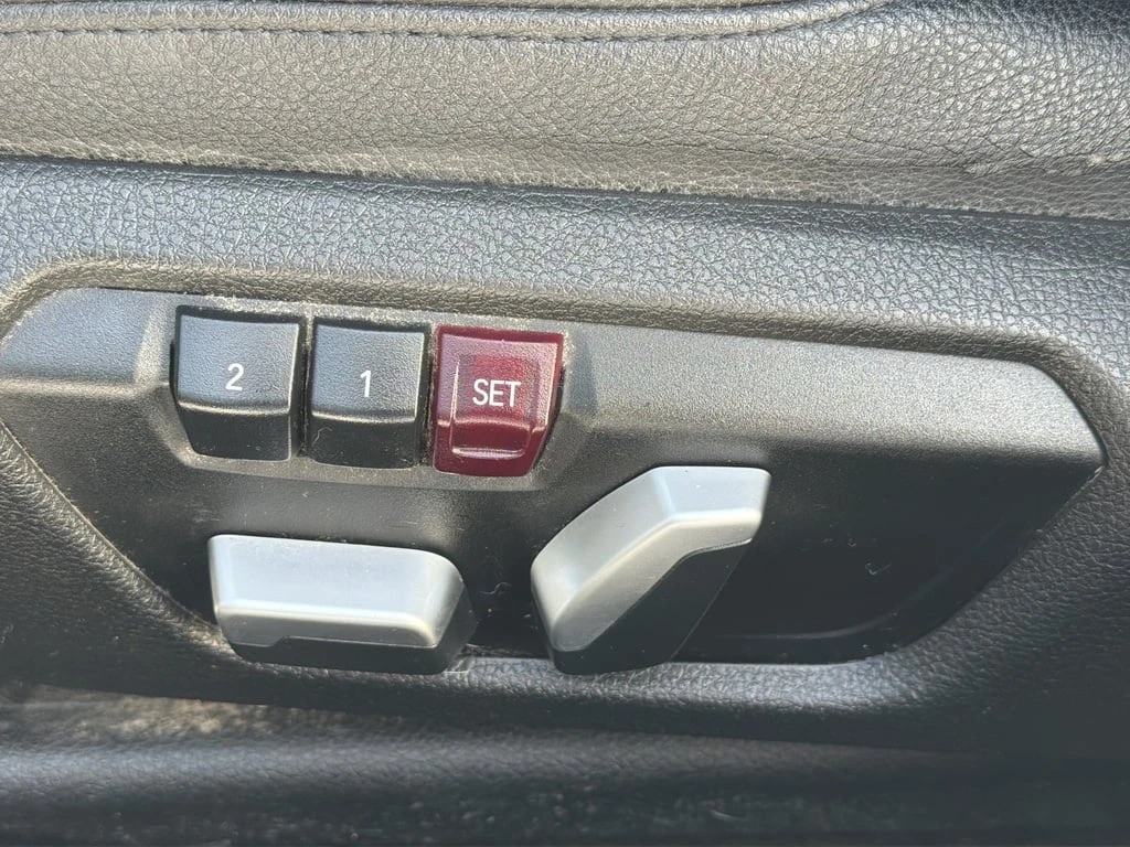 BMW 320 * 320i xDrive clean carfax heated leather seats *  | Mobile.bg � ����������� 16