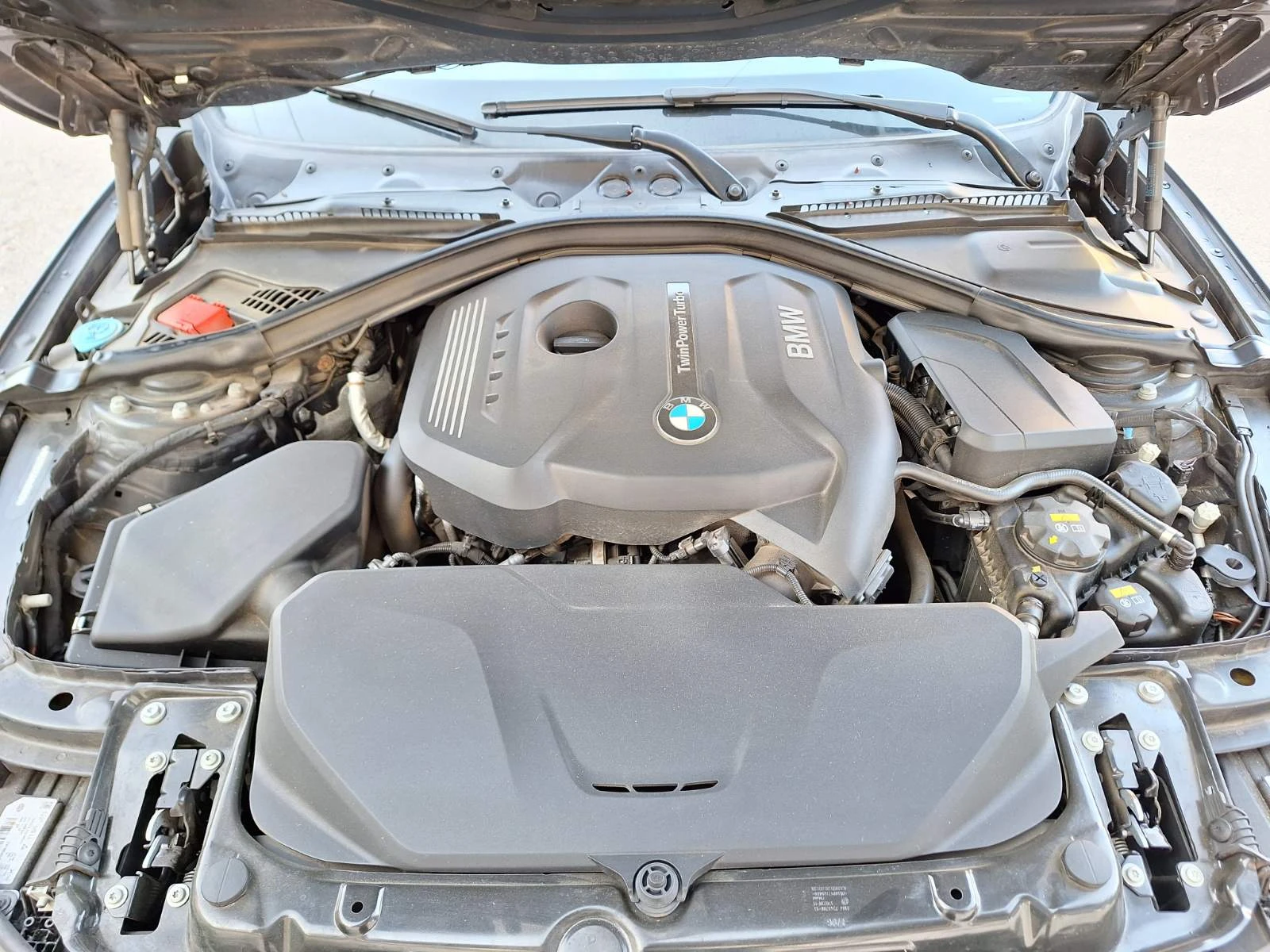 BMW 330 2.0, снимка 6 - Автомобили и джипове - 53756171