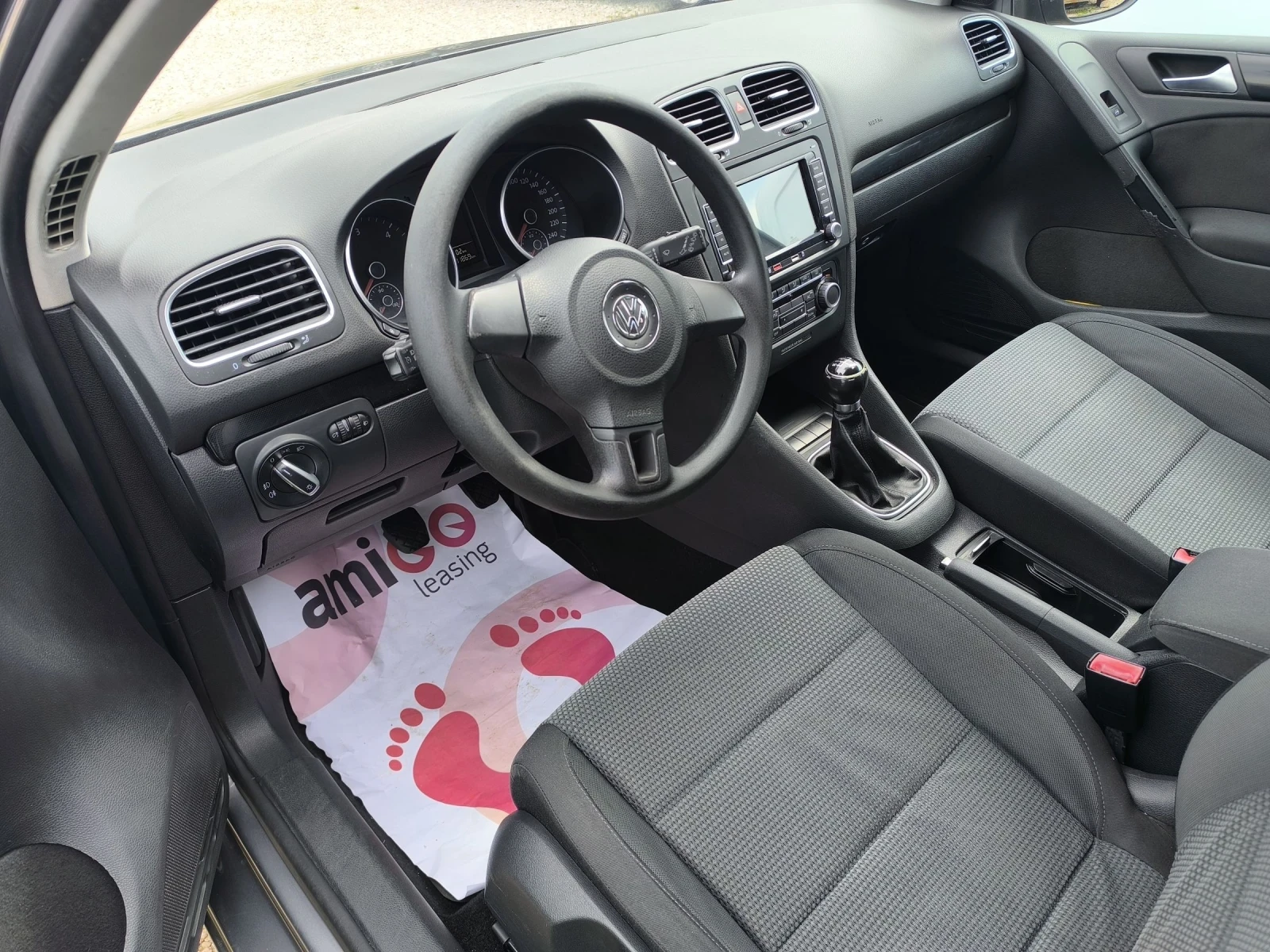 VW Golf 6 2.0tdi 110ps., снимка 7 - Автомобили и джипове - 54075770