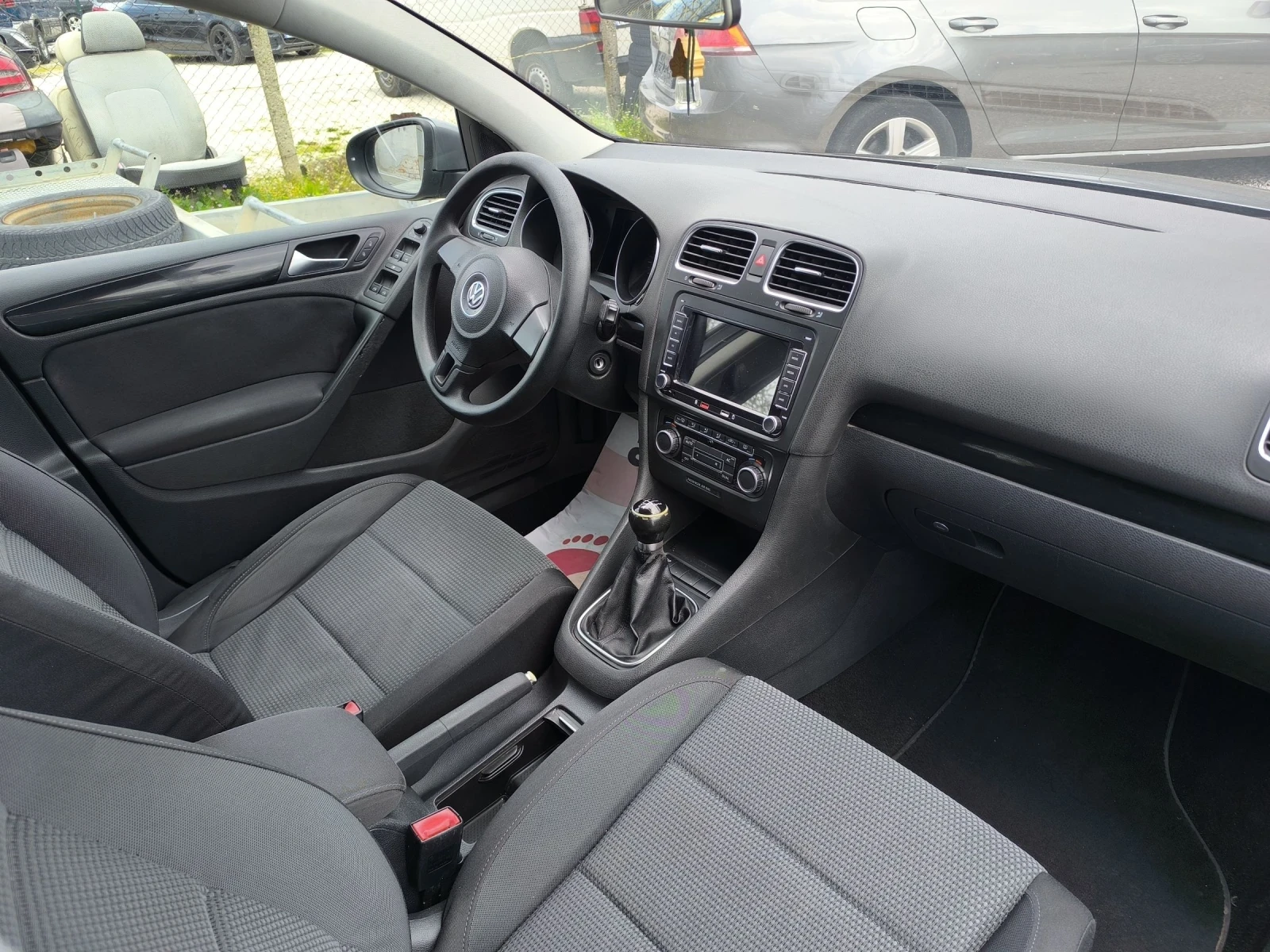 VW Golf 6 2.0tdi 110ps., снимка 6 - Автомобили и джипове - 54075770