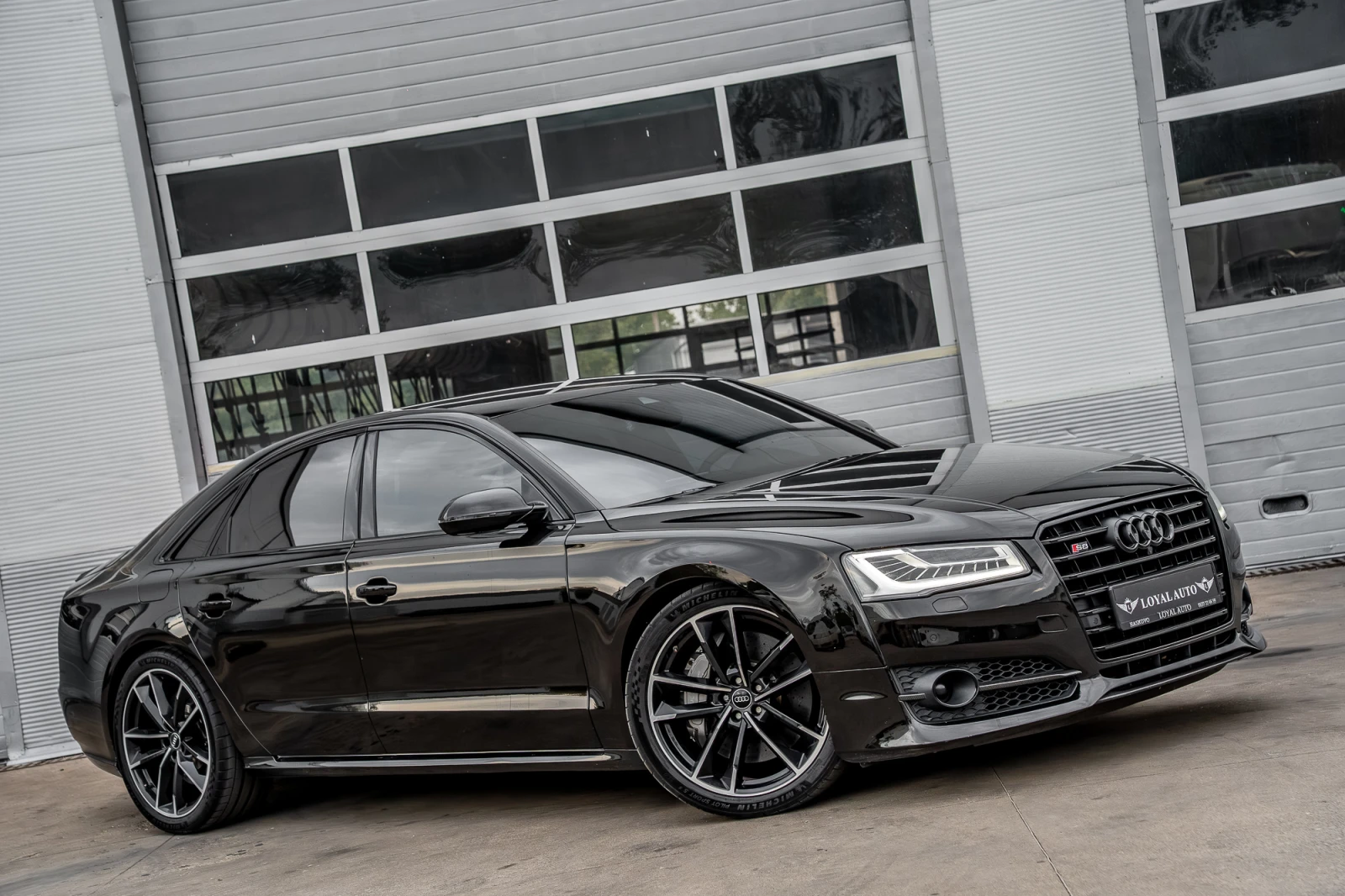 Audi S8 PLUS , снимка 3 - Автомобили и джипове - 54144007