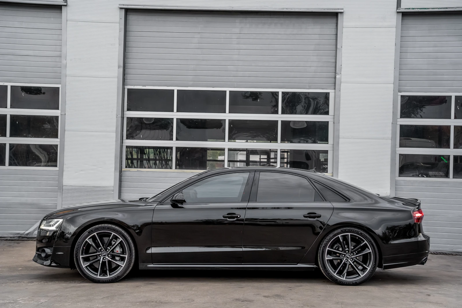 Audi S8 PLUS , снимка 7 - Автомобили и джипове - 54144007