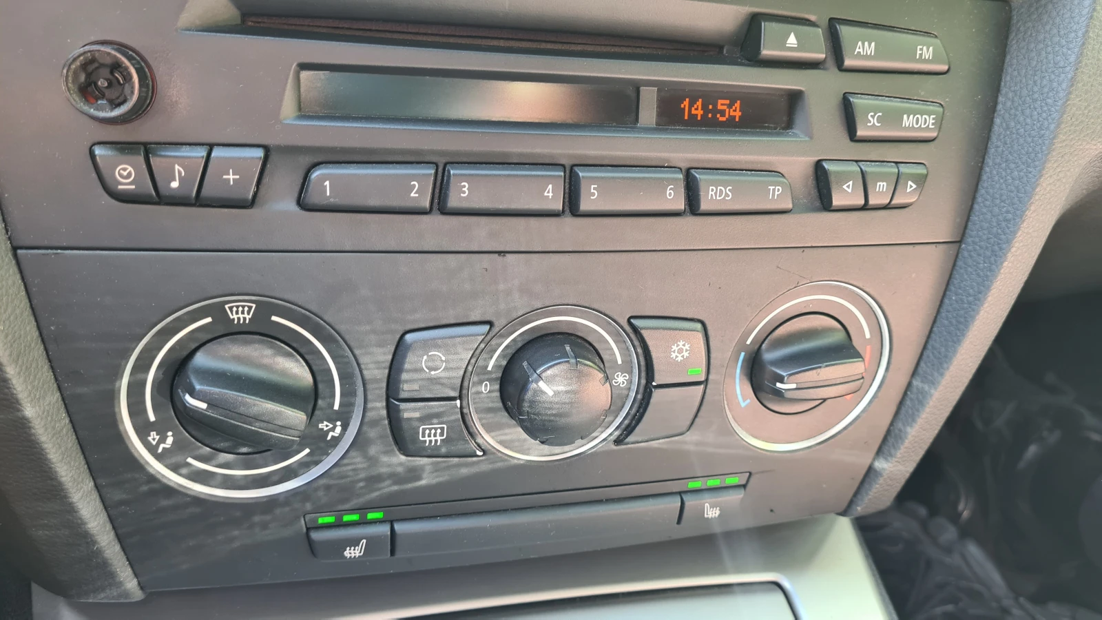 BMW 318, снимка 12 - Автомобили и джипове - 54313538