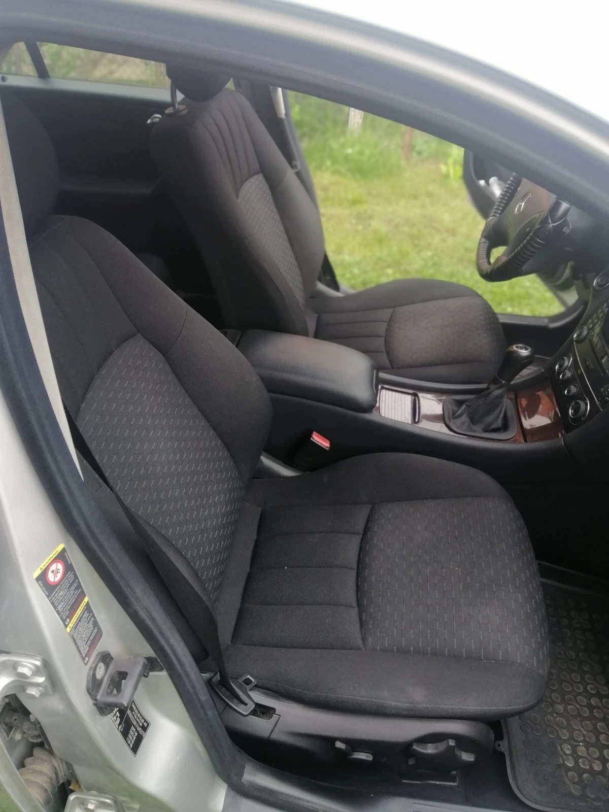 Mercedes-Benz C 220, снимка 8 - Автомобили и джипове - 54459358