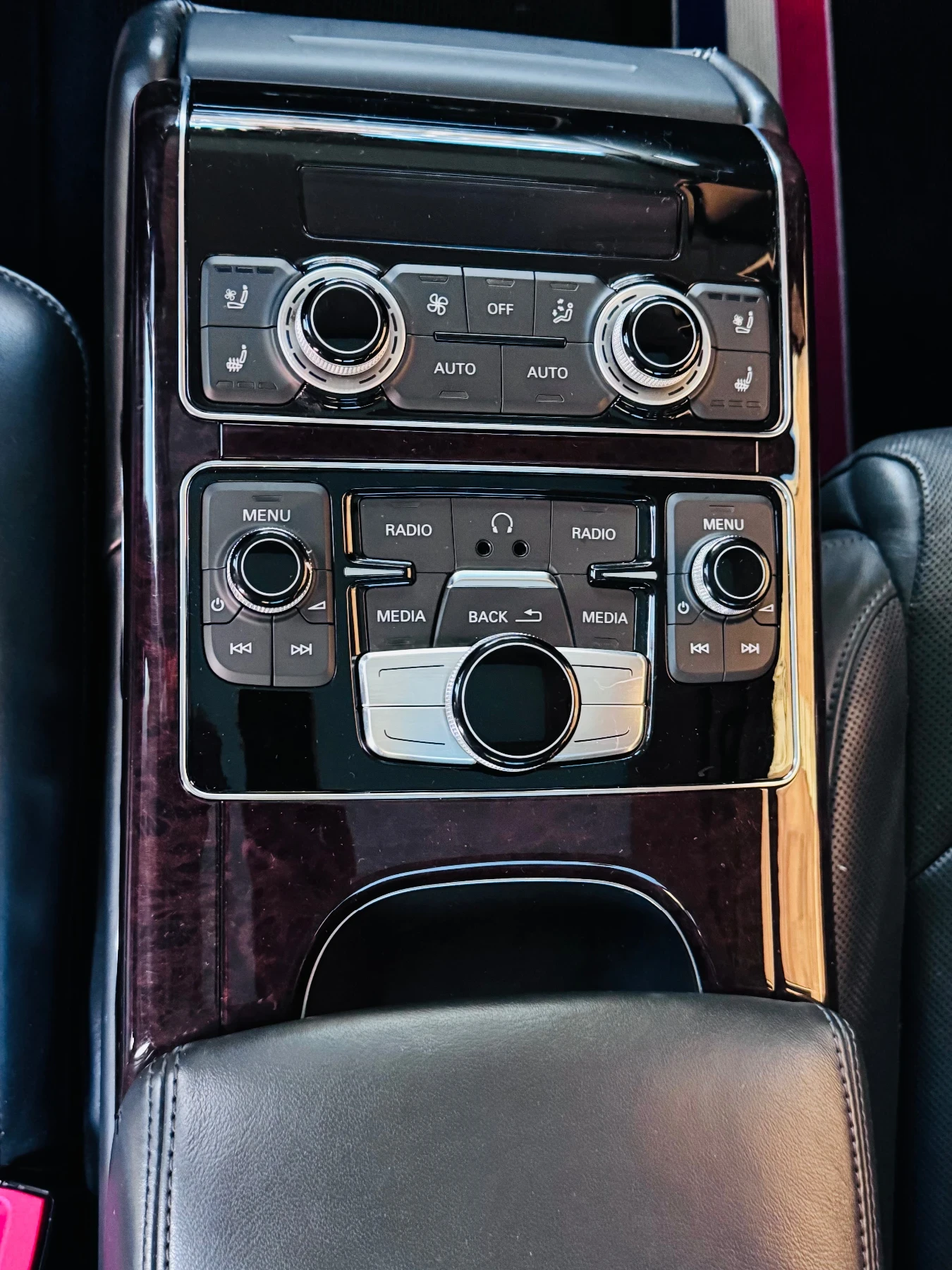 Audi A8, снимка 10 - Автомобили и джипове - 54974390