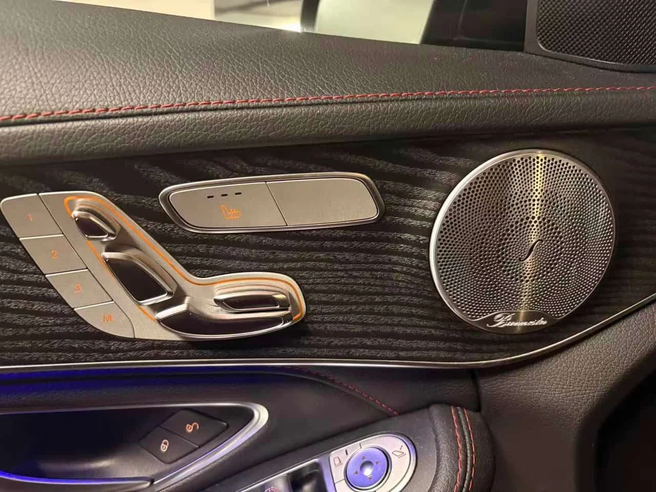 Mercedes-Benz C 43 AMG * CARFAX * ОПЦИЯ ЗА ФИНАНСИРАНЕ, снимка 12 - Автомобили и джипове - 54980496