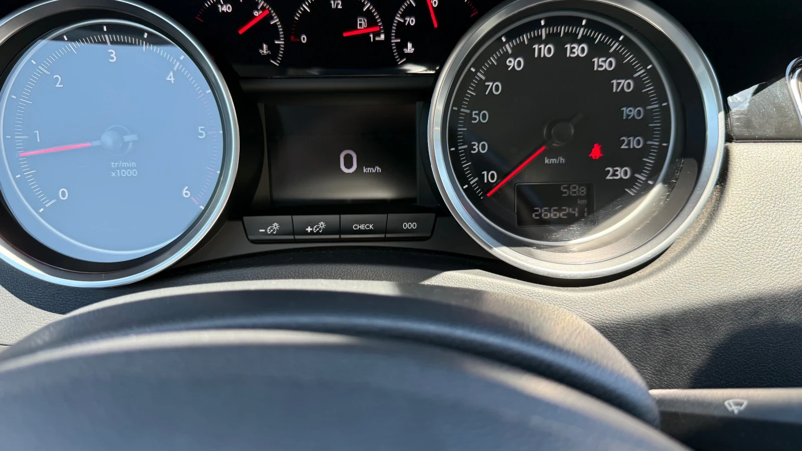 Peugeot 508 Комби, снимка 11 - Автомобили и джипове - 54981495