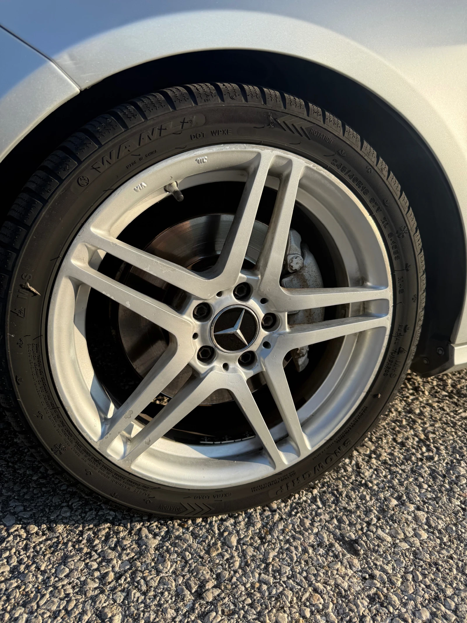 Mercedes-Benz E 350 231кс, снимка 9 - Автомобили и джипове - 55504838
