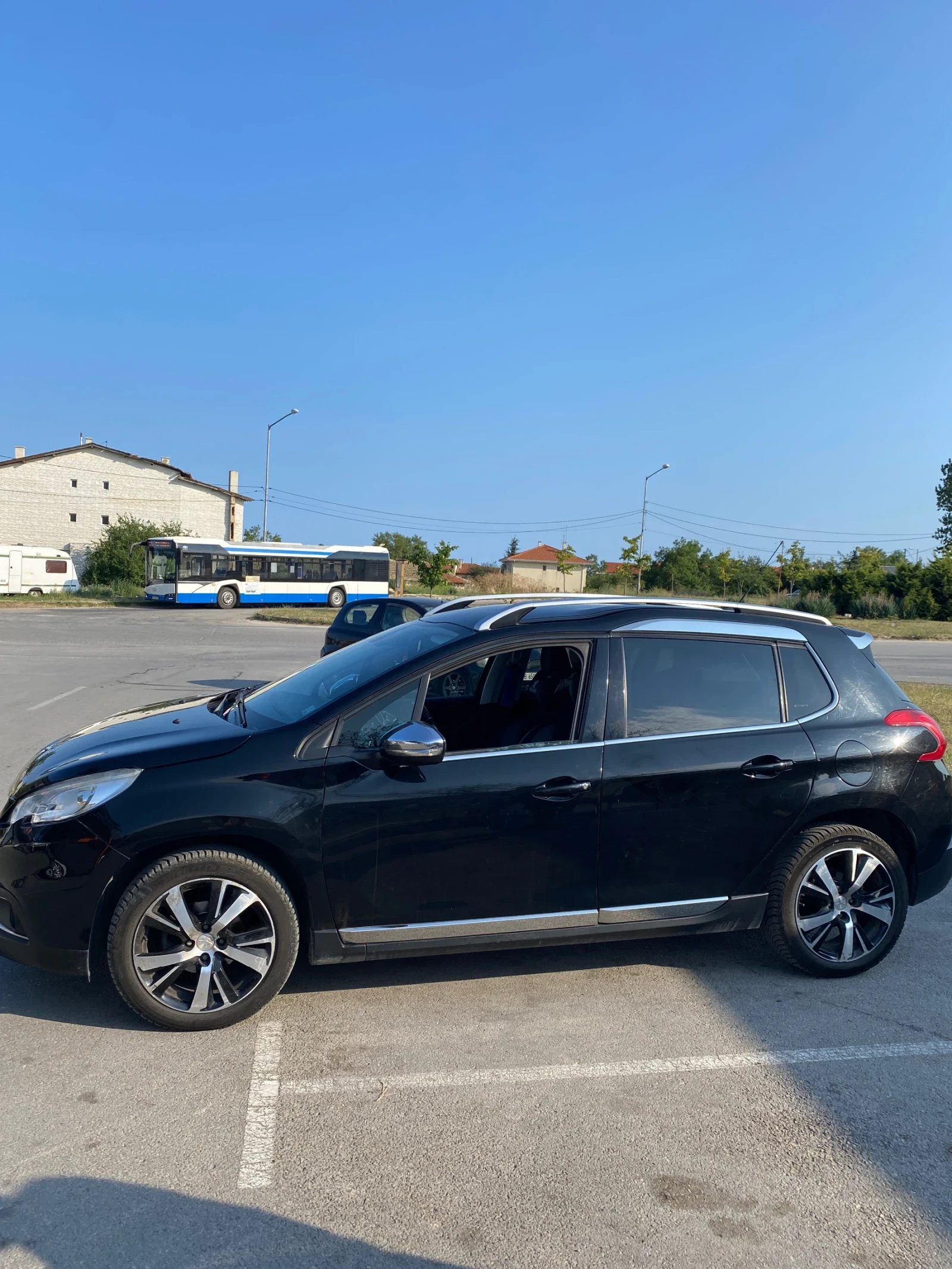 Peugeot 2008 1.6 HDI, снимка 7 - Автомобили и джипове - 55663723