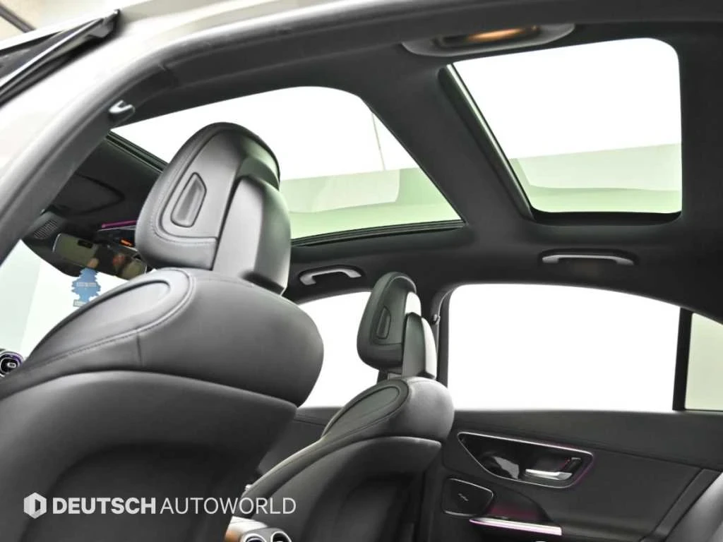 Mercedes-Benz C 300 4MATIC * AMG ПАКЕТ * HEAD UP * 360 * ПАНОРАМА * , снимка 13 - Автомобили и джипове - 56018765