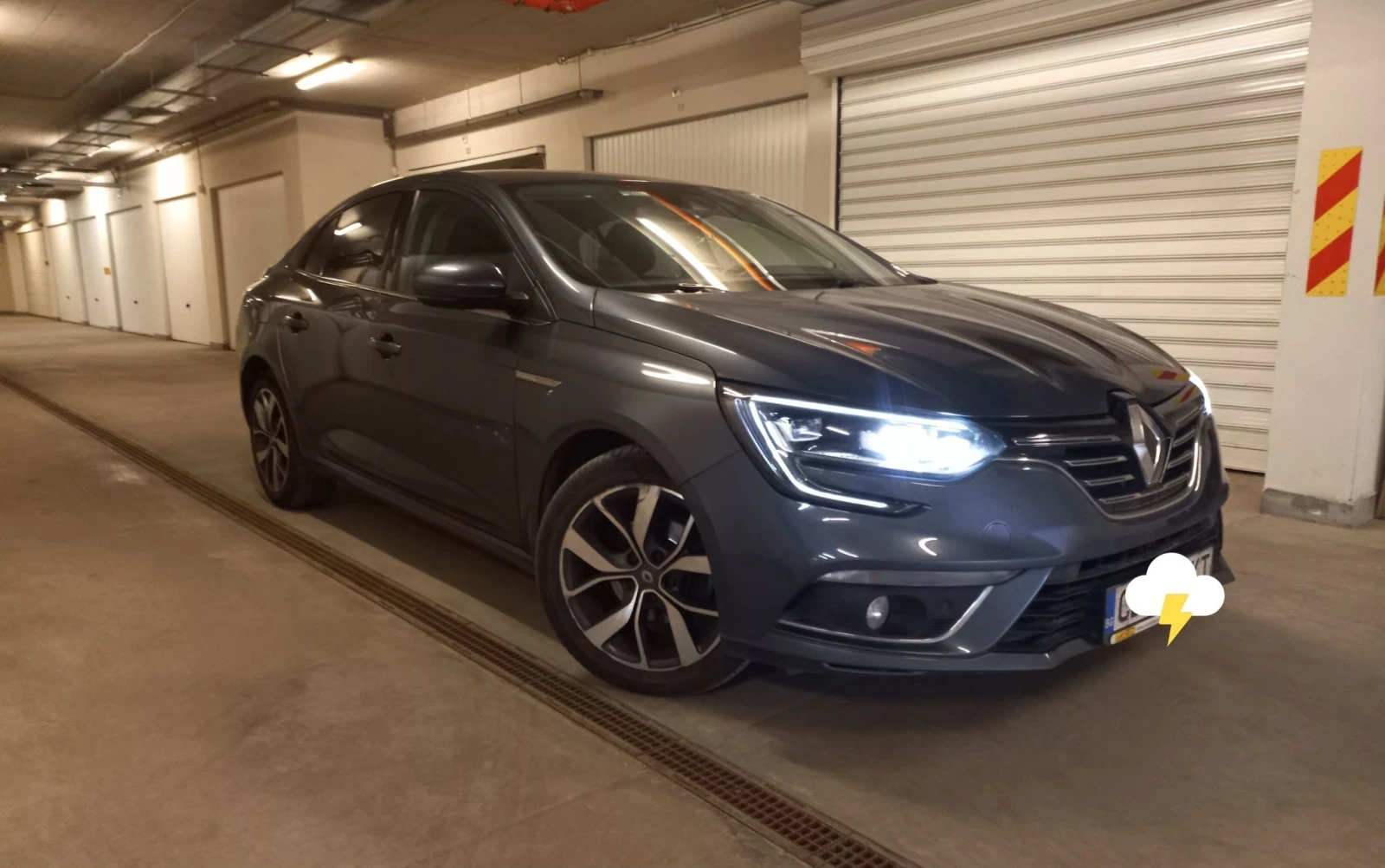 Renault Megane, снимка 5 - Автомобили и джипове - 56143231