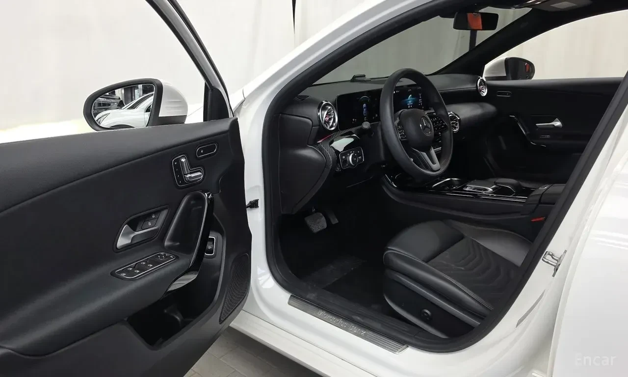 Mercedes-Benz A 250 AMG* LINE* 4MATIC* �����* ������* ������*  | Mobile.bg � ����������� 6